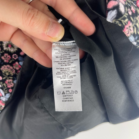 LOFT Ann Taylor Multicolor Floral Velvet Stretch Skirt Double Lining Womens 2 - Picture 8 of 8